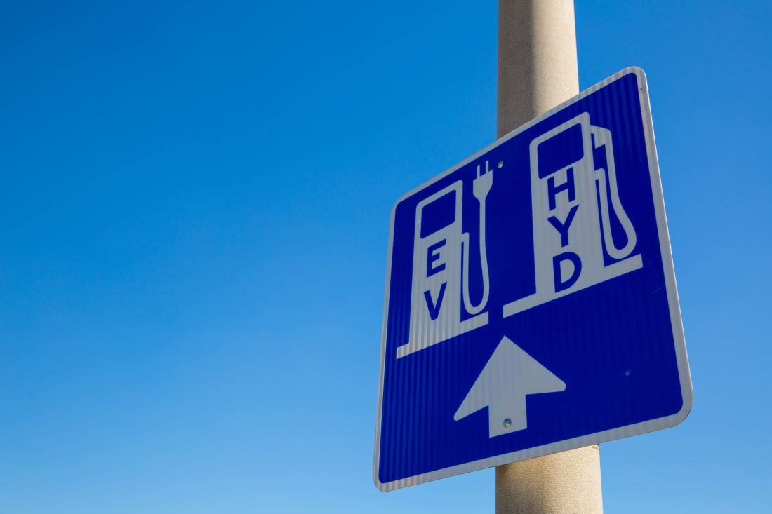 With HYDAC you are perfectly equipped for the future of electromobility. 